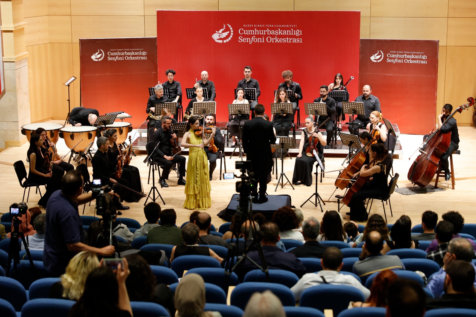 Cumhurbaşkanlığı Senfoni Orkestrası Gençlik Konserleri Gerçekleştirdi ...