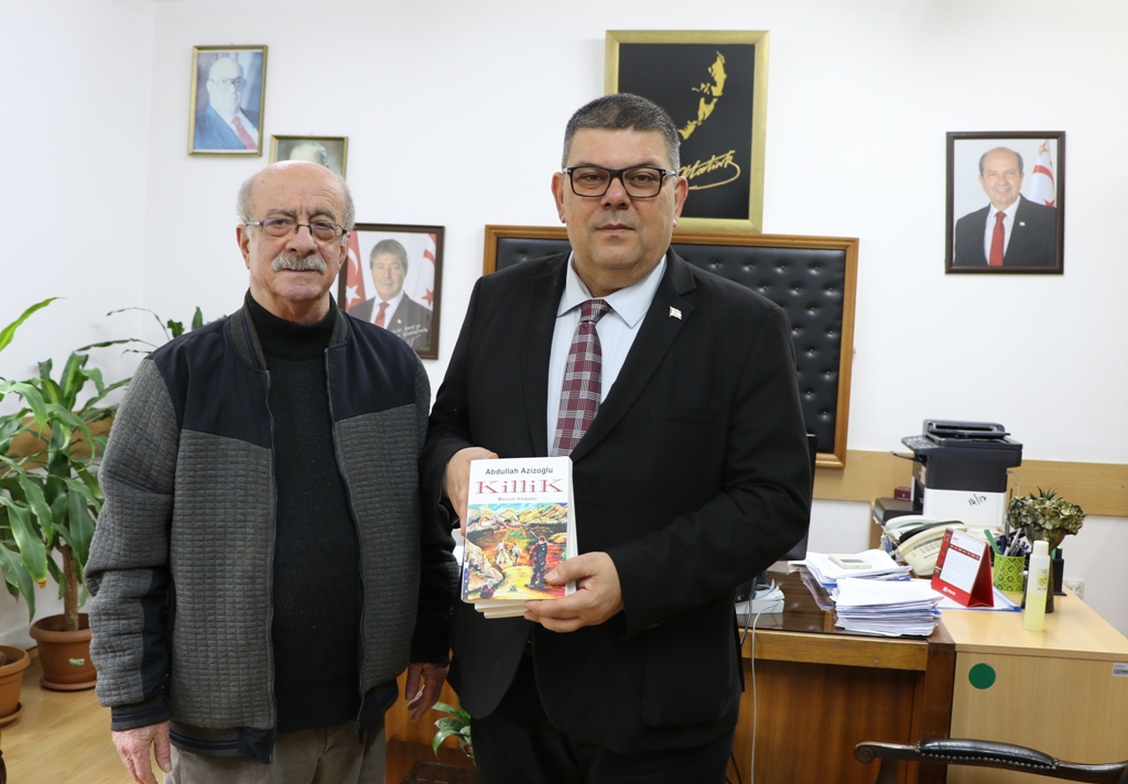 Abdullah Azizoğlu, Son Kitabını Maliye Bakanı Berova’ya Takdim Etti ...